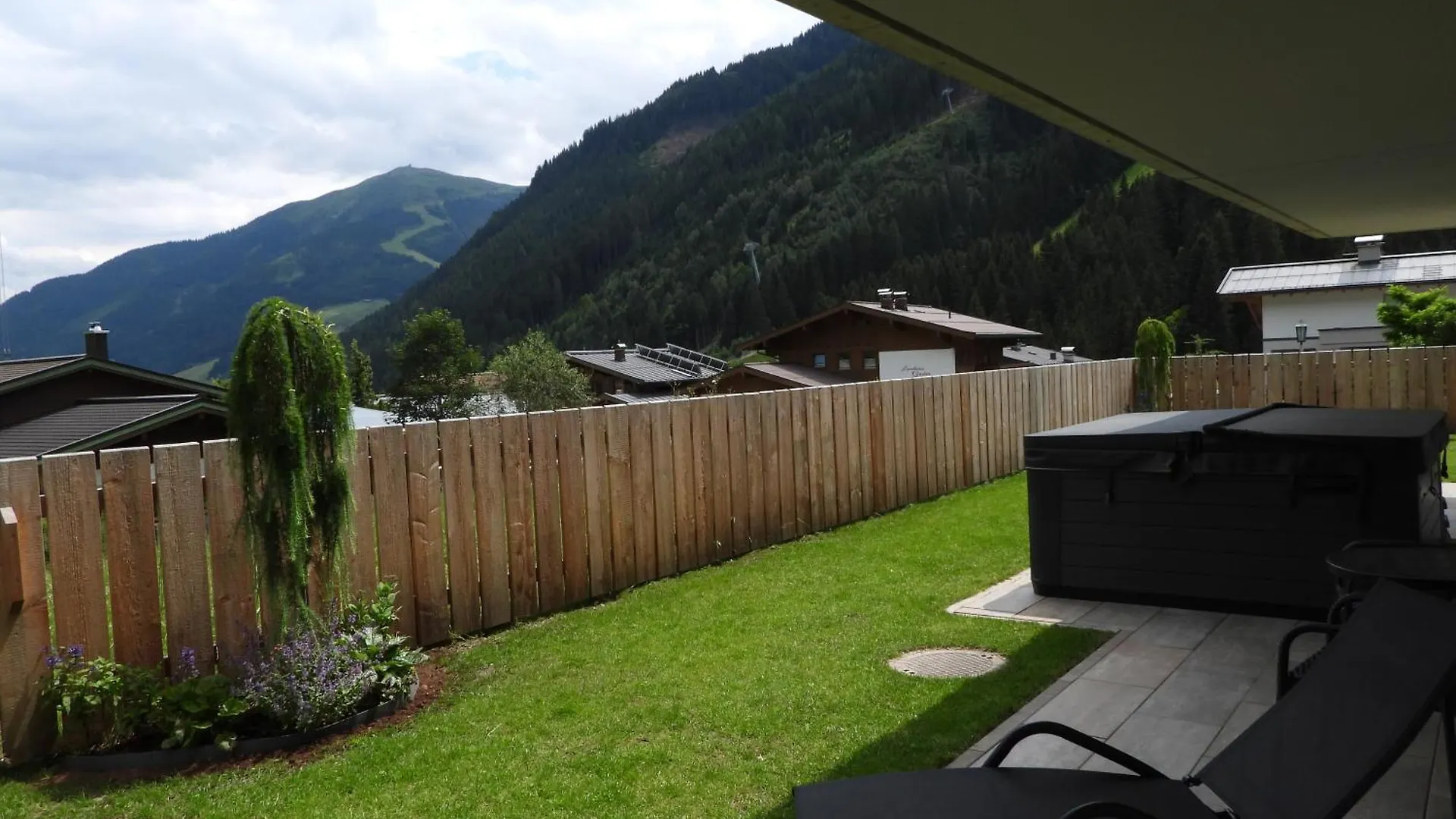 Apartment Studio Weitblick Saalbach-Hinterglemm Austria